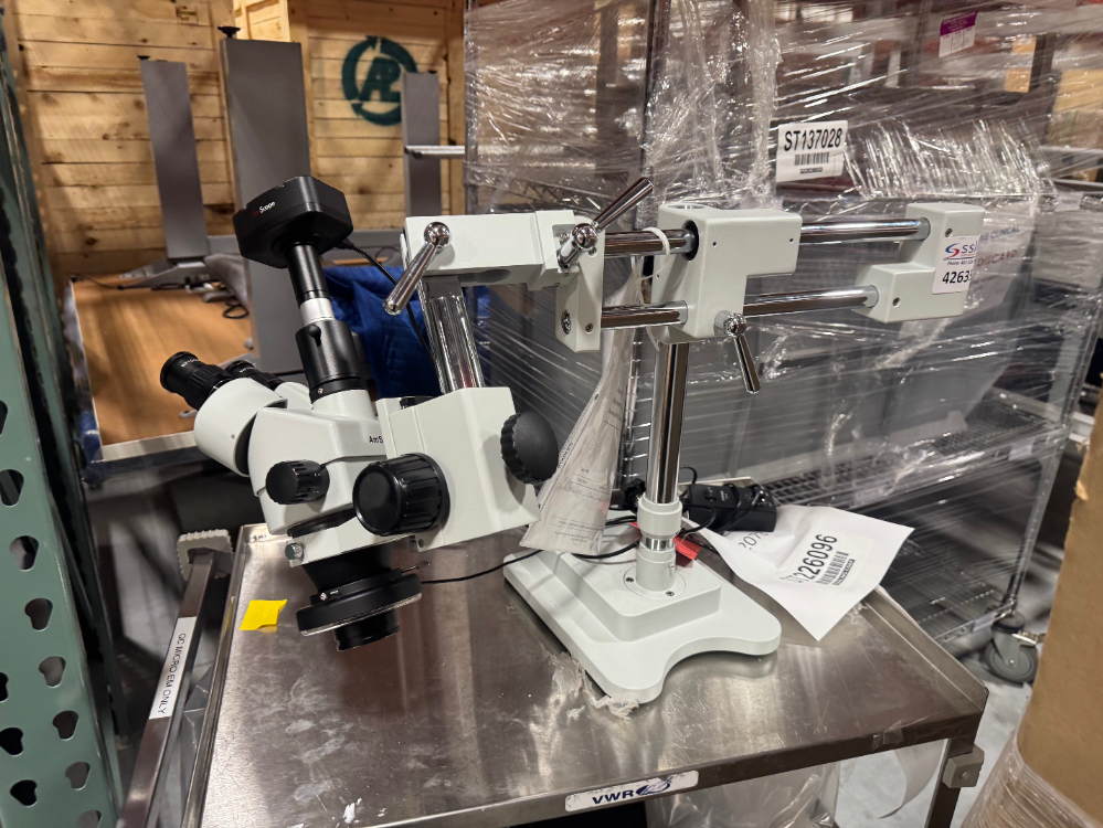 Image of AmScope Stereo Microscope